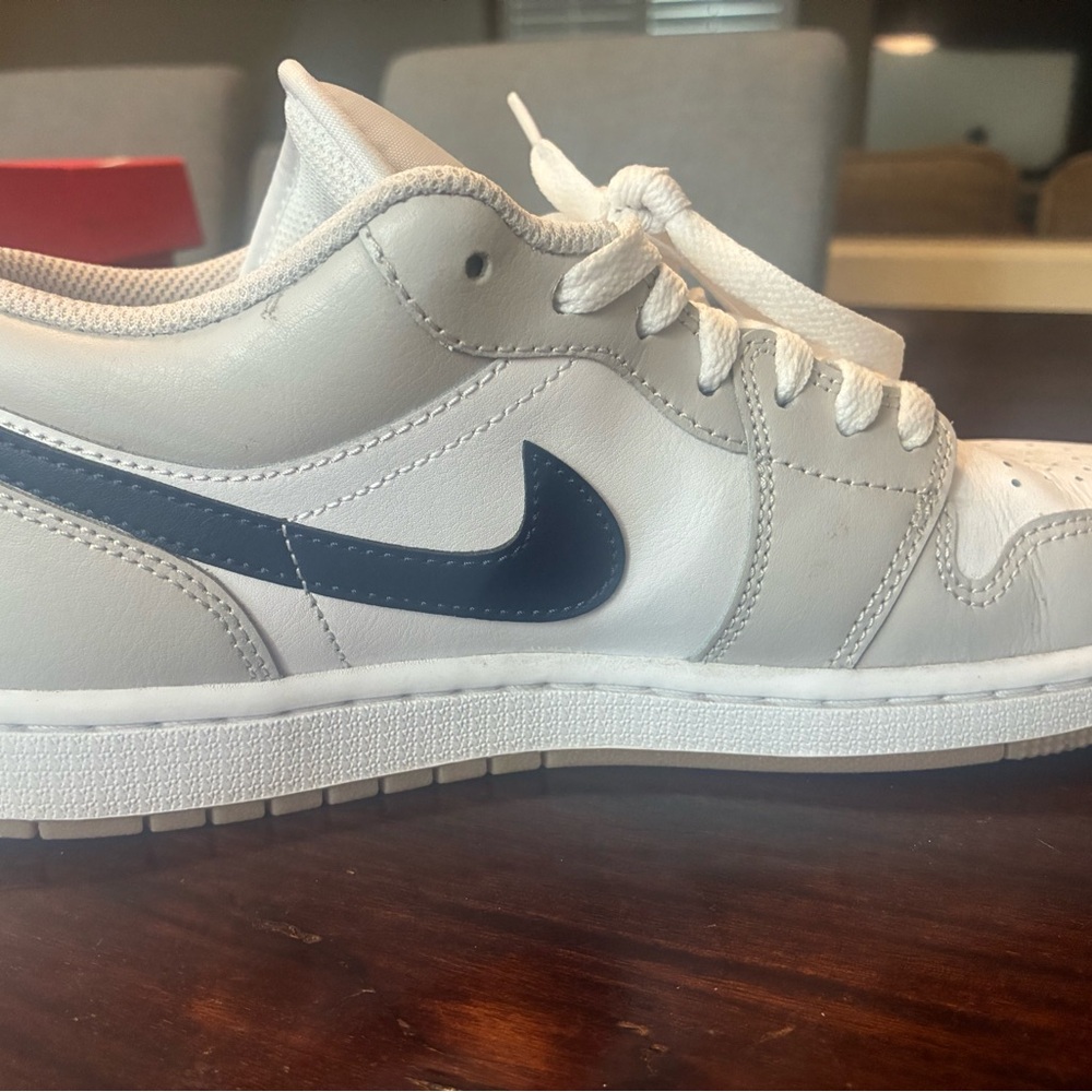 Nike Jordan White and Navy Low-Top Sneakers - Picture 6 of 10